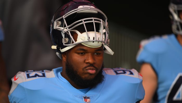 Tennessee Titans defensive tackle Teair Tart (93) walks to the field before the game before the game against the Cleveland Browns at Nissan Stadium.